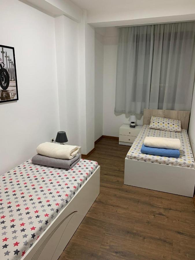 Mar Lux Apartment Куманово Екстериор снимка