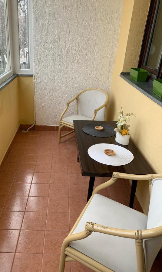 Mar Lux Apartment Куманово Екстериор снимка